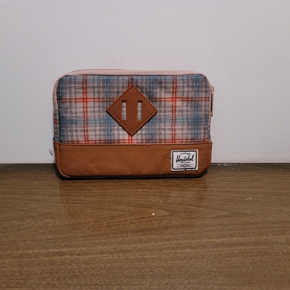Herschel sleeve